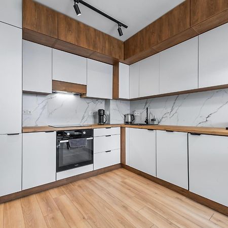 Rentplanet - Apartament Miedzynarodowa Варшава Екстериор снимка