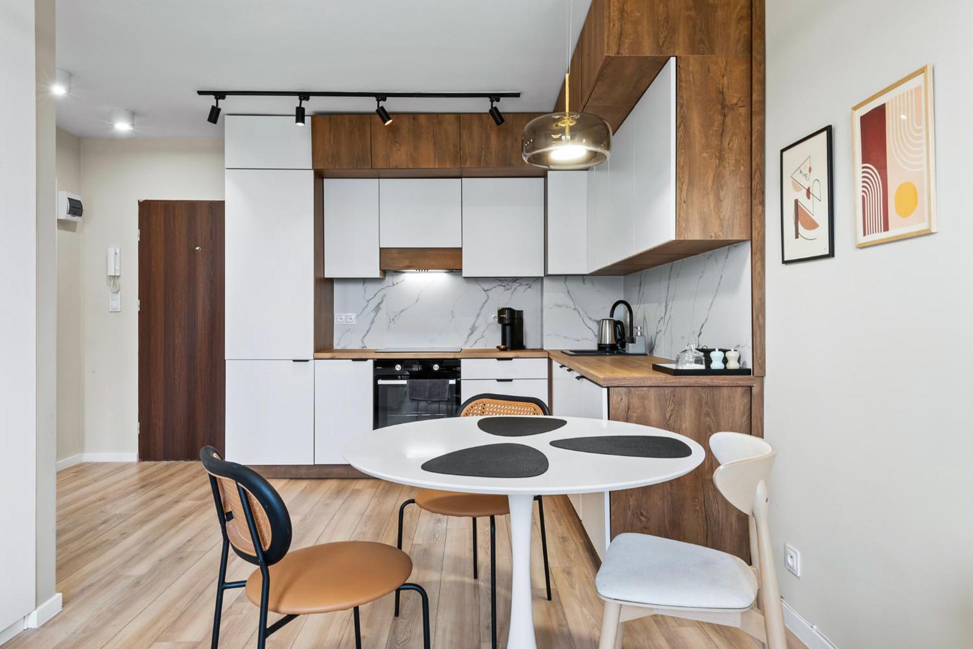 Rentplanet - Apartament Miedzynarodowa Варшава Екстериор снимка